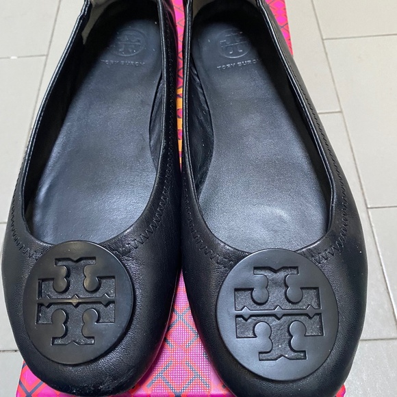 Tory Burch Minnie Travel Ballet with logo, size 7M - Picture 2 of 8